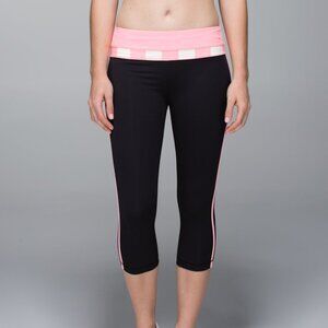 Lululemon Women's Up the Pace Crop Black Stripe Bleached Coral Leggings Size 6